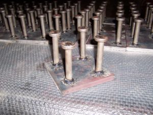 saldatura connettori con testa su piastre di metallo crteurosaldature_com