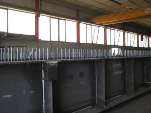 saldatura pioli con testa su travi speciali per ponte crteurosaldature_com